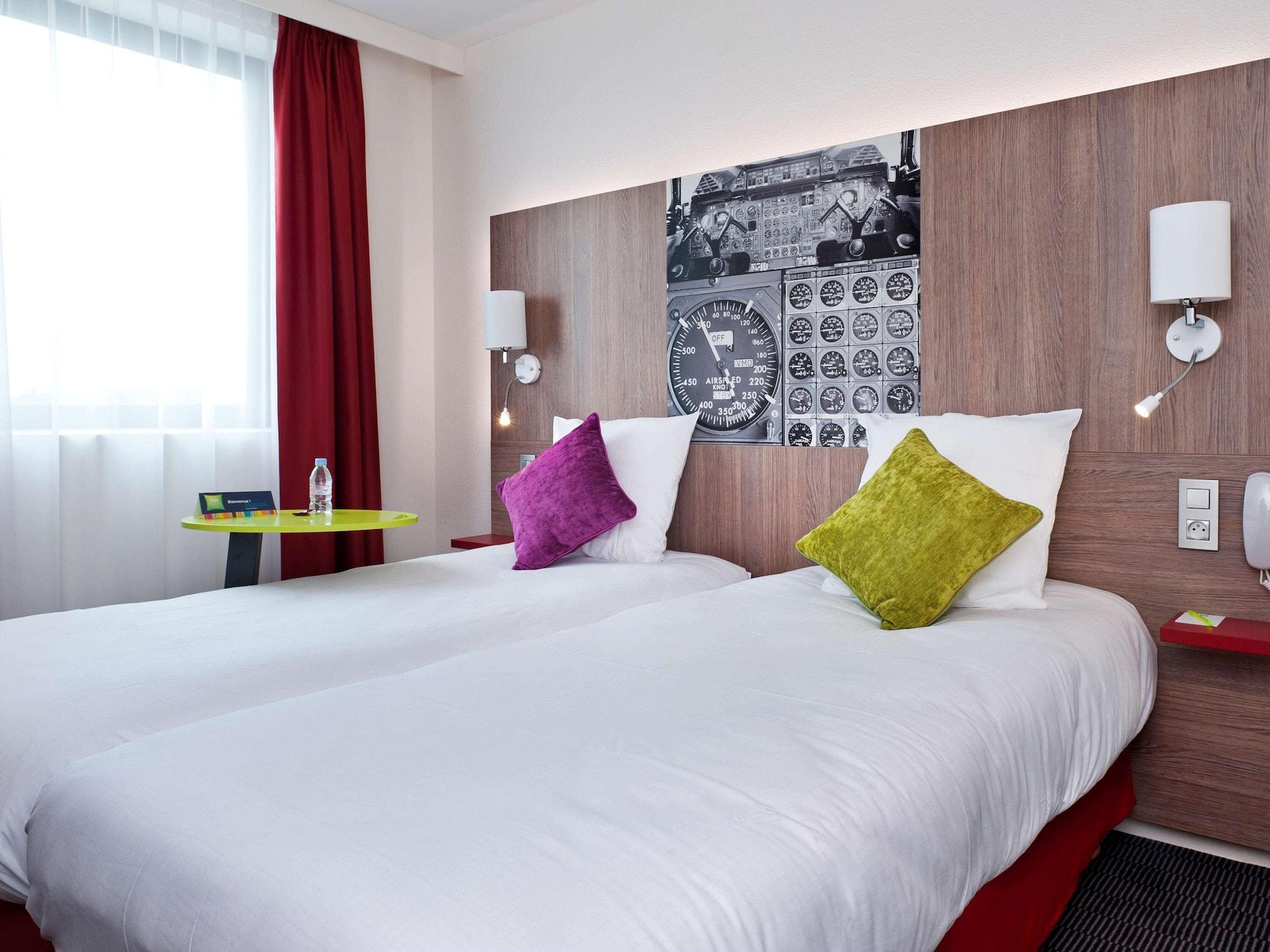 Ibis Styles Toulouse Cite Espace エクステリア 写真