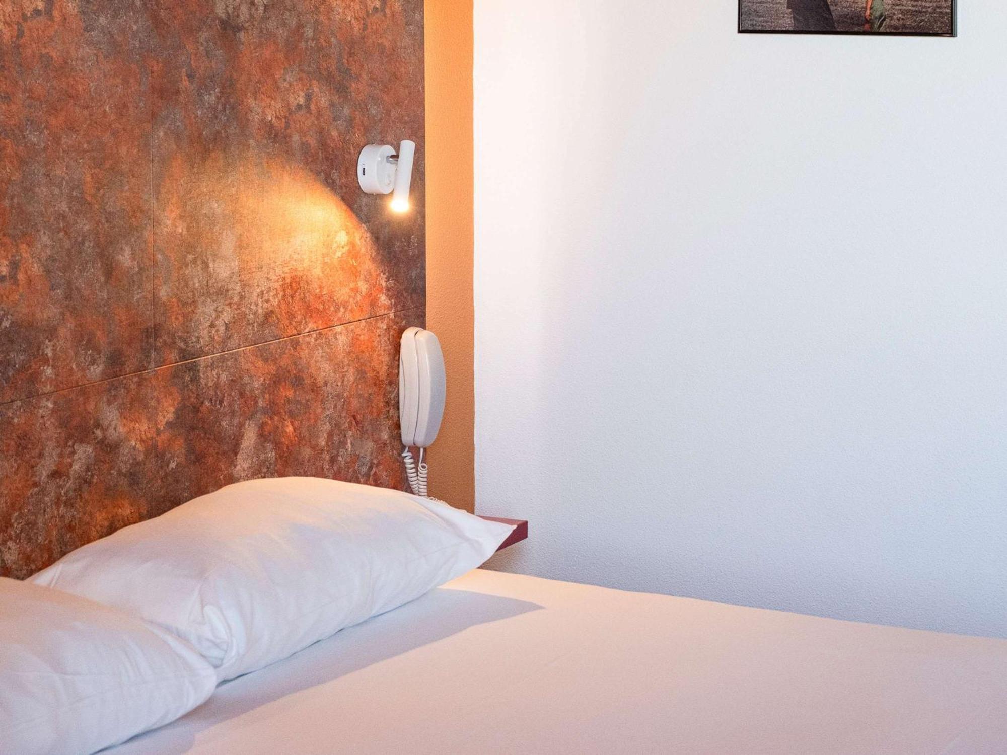 Ibis Styles Toulouse Cite Espace エクステリア 写真