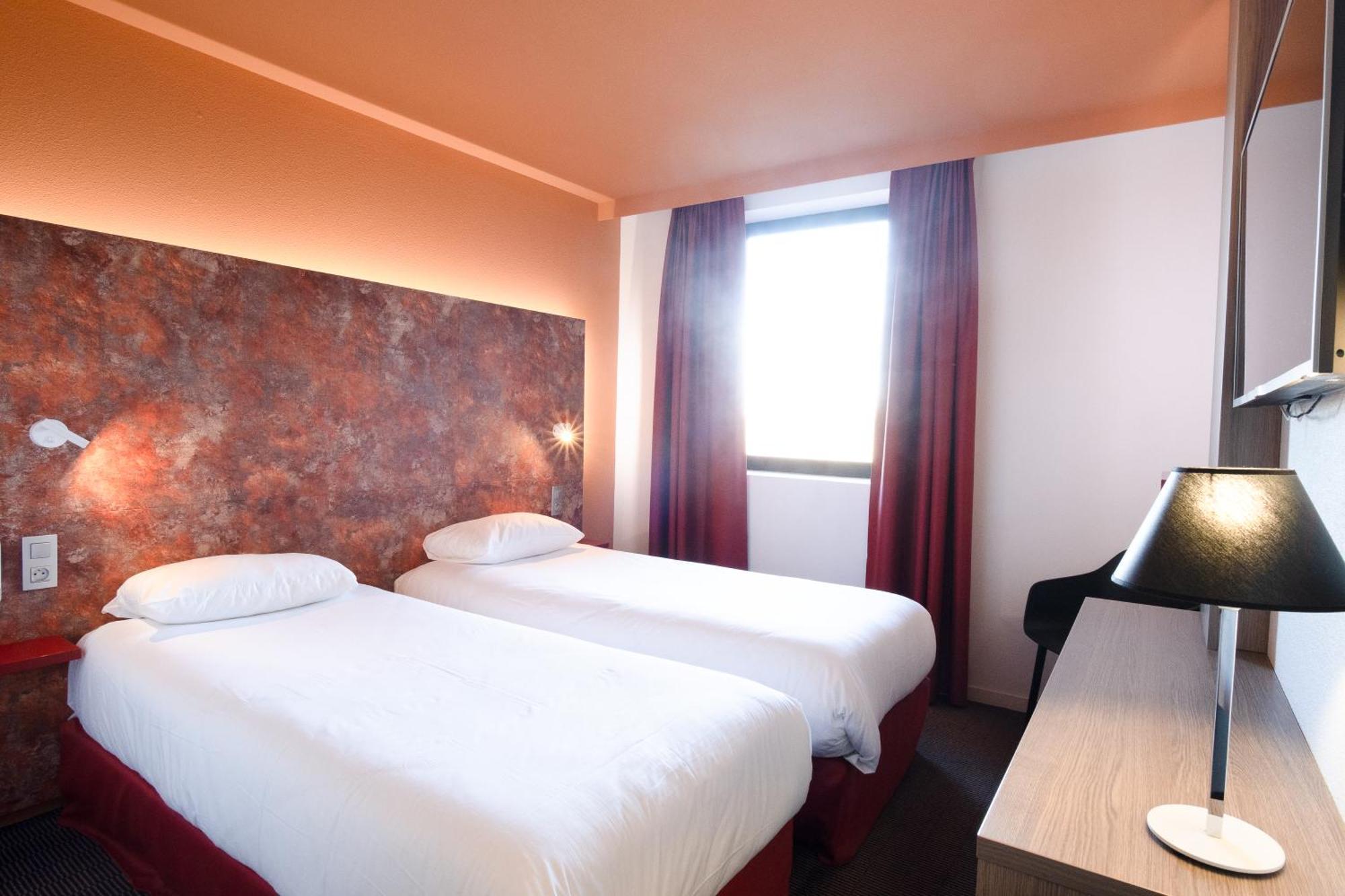 Ibis Styles Toulouse Cite Espace エクステリア 写真
