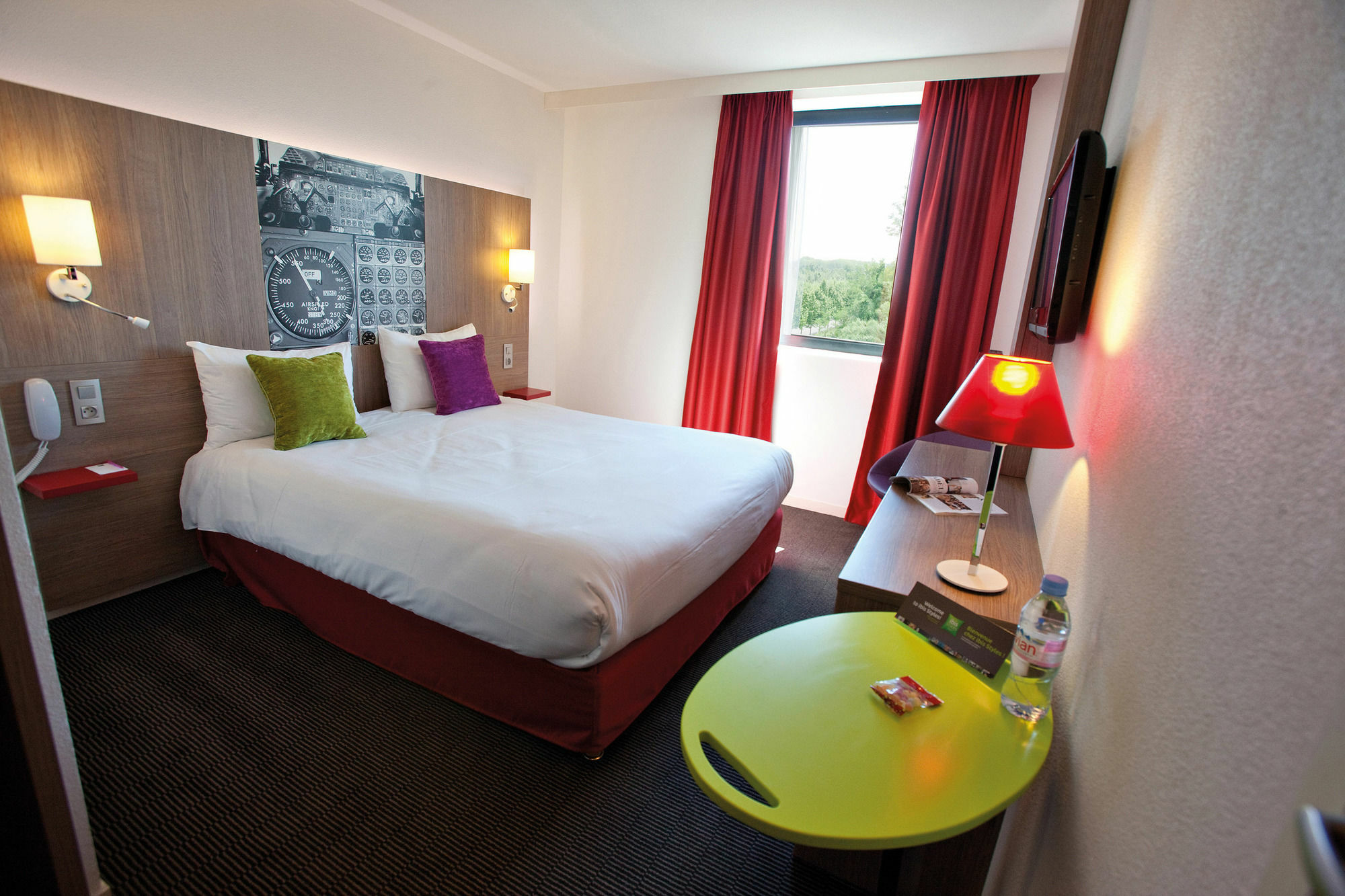 Ibis Styles Toulouse Cite Espace エクステリア 写真